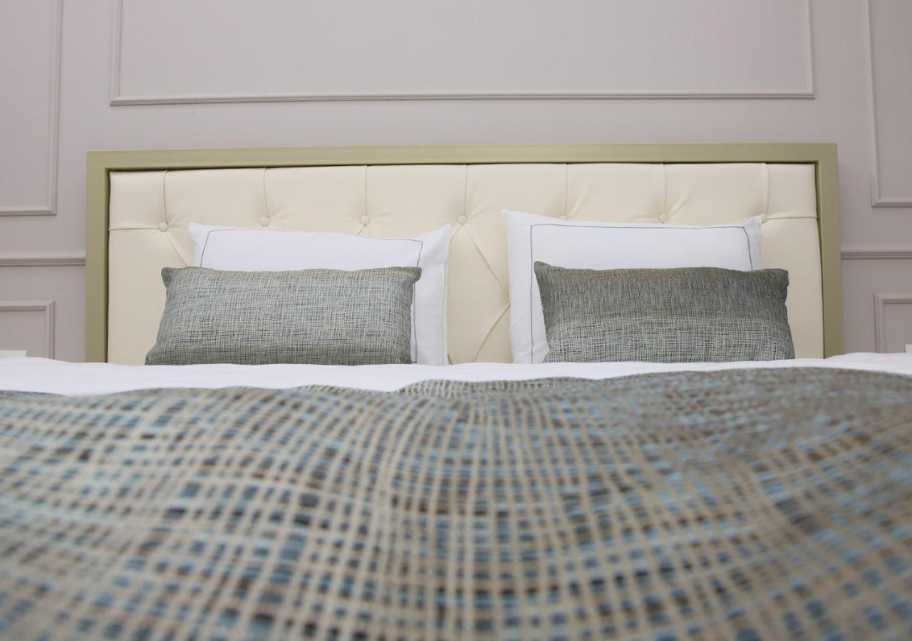 Monte Vedetta Hotel Sliven Luaran gambar