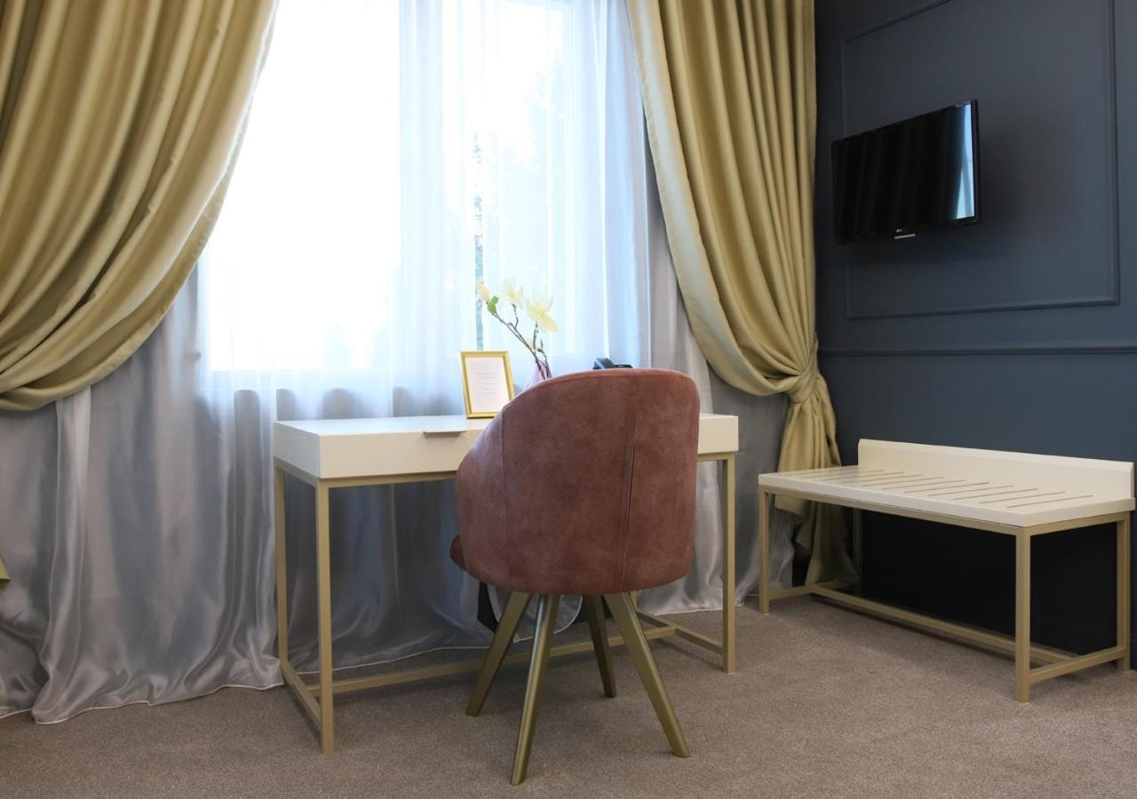 Monte Vedetta Hotel Sliven Luaran gambar
