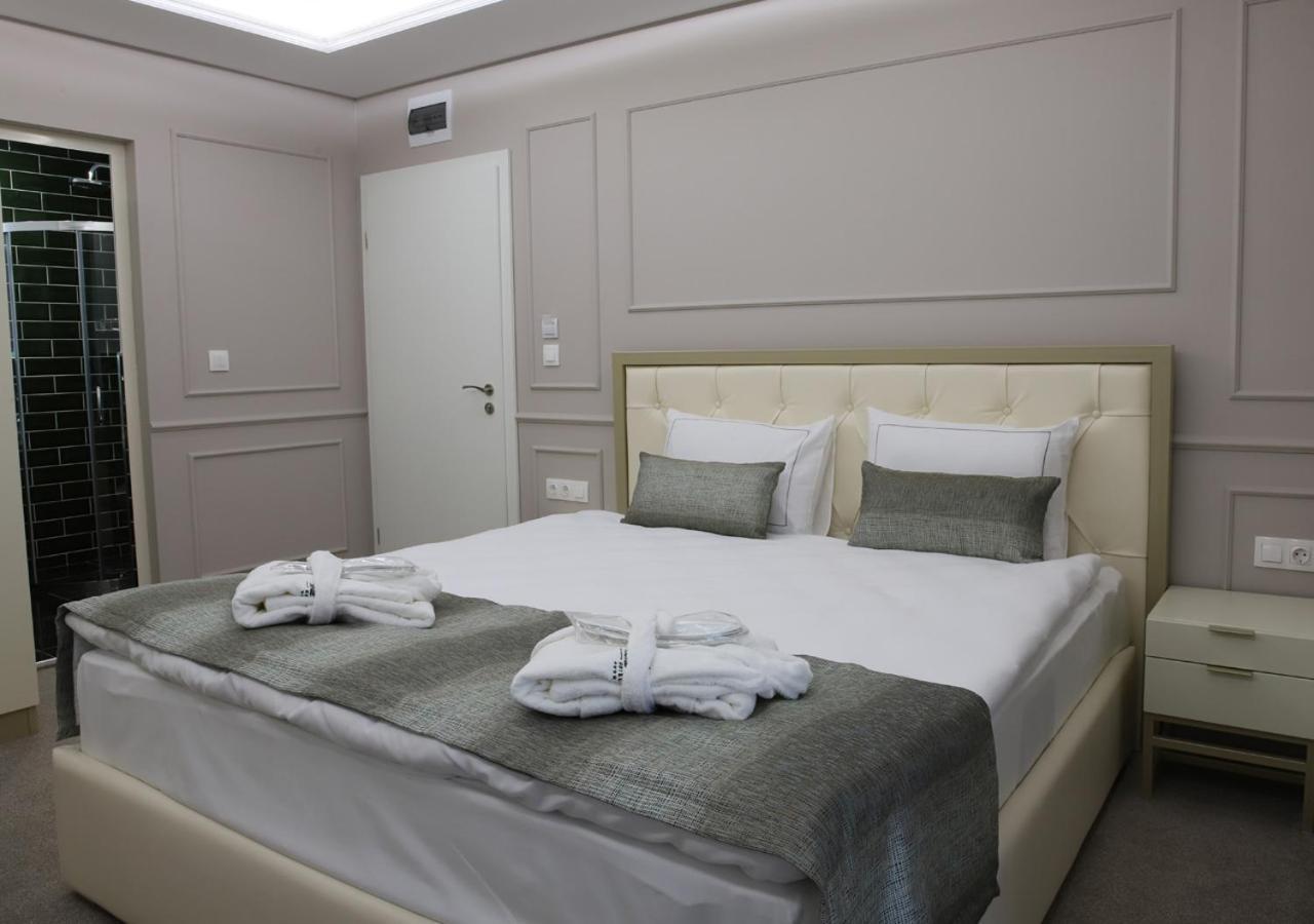 Monte Vedetta Hotel Sliven Luaran gambar