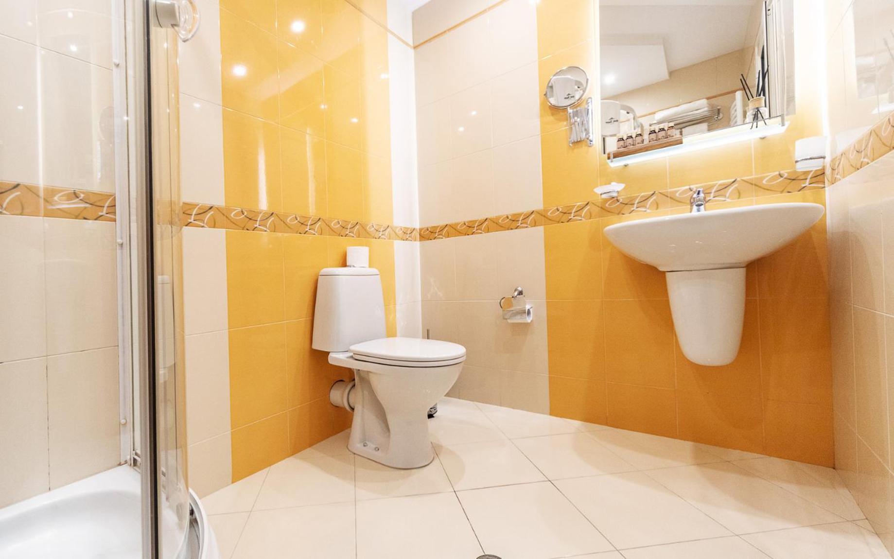 Monte Vedetta Hotel Sliven Luaran gambar